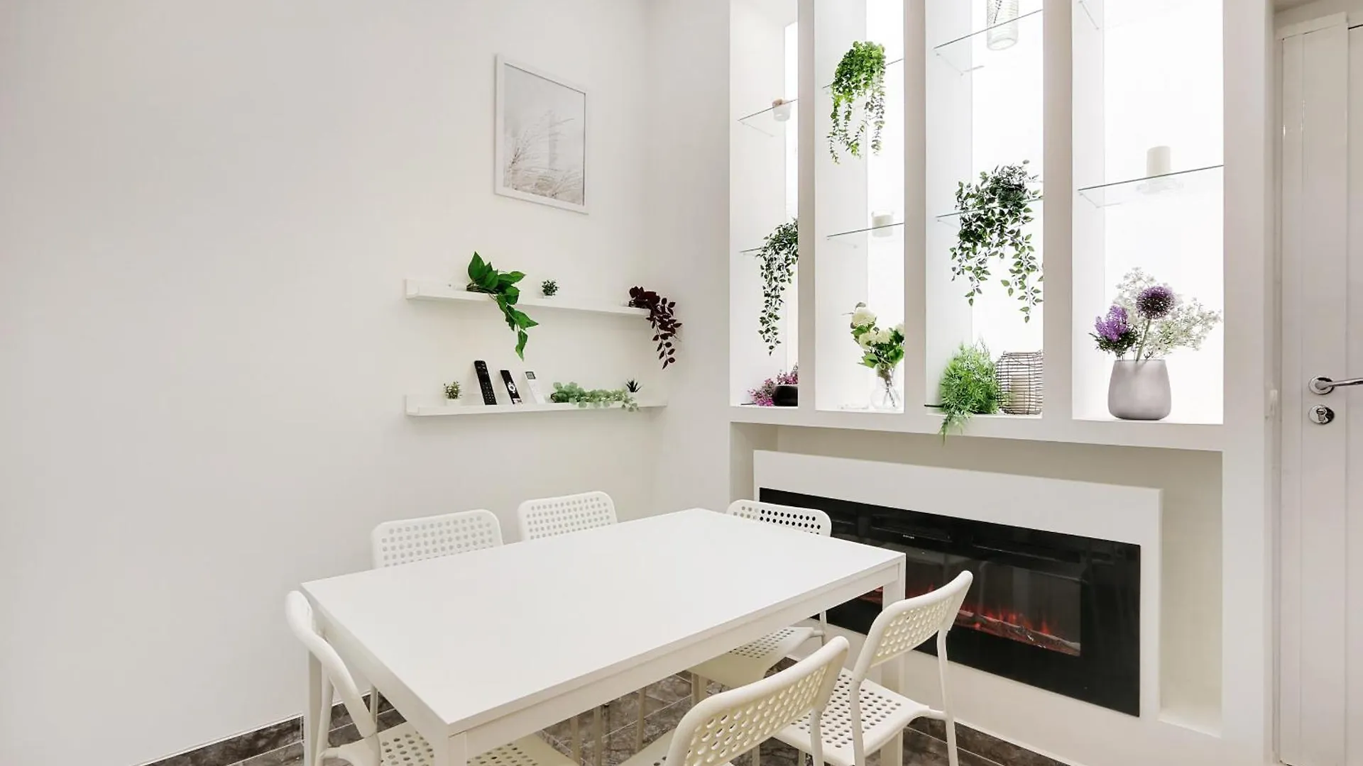Sublime 2 Bedroom Flat In Paris